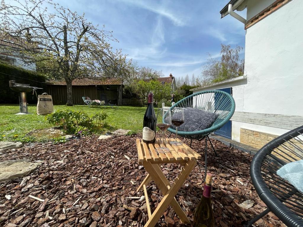 Charmante Maison Bourguignonne Avec Grand Jardin Et Parking Montbard Exterior photo